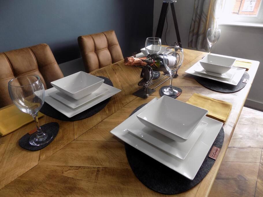 2 Bedroom Luxury City Centre Apt Lincoln Exteriör bild