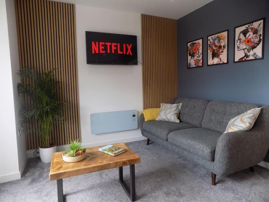 2 Bedroom Luxury City Centre Apt Lincoln Exteriör bild